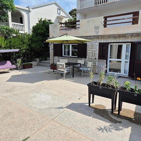 Apartments Marzic Pag Town Exterior foto